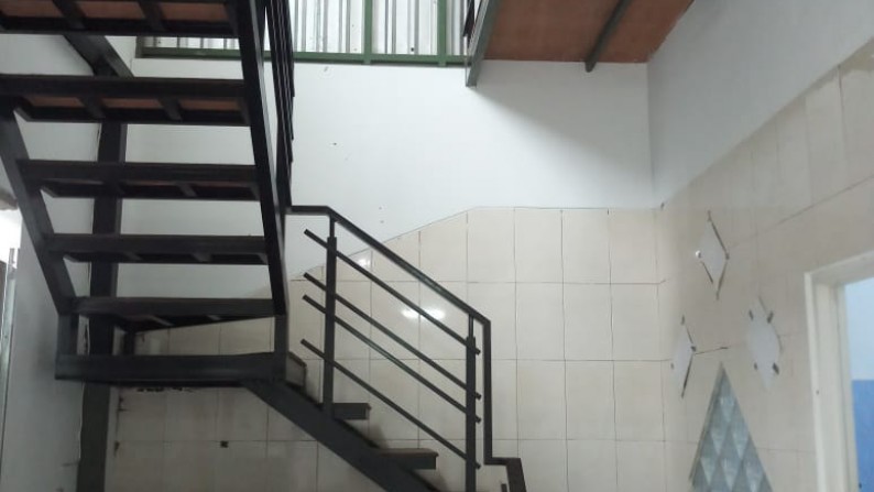 Rumah Luas sayap Pajajaran, Bandung