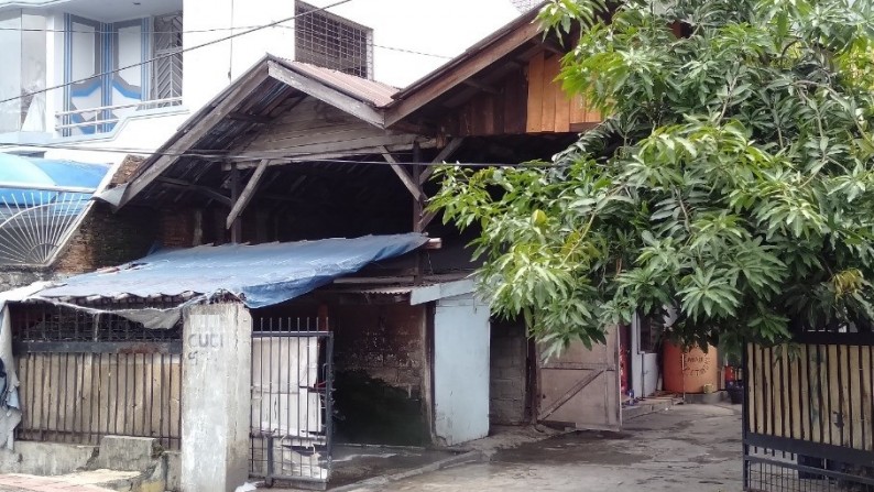 Rumah dijual dilokasi strategis Tanjung Duren Timur, Jakarta Barat *0025-CHR*