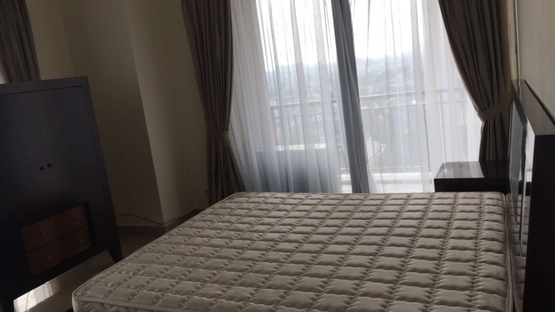 Sewa Apartemen Senayan Residence 3 Kamar Tidur