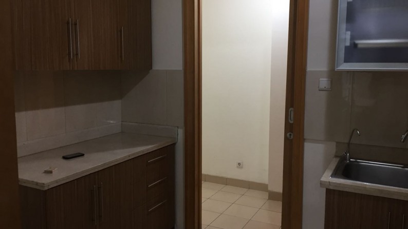 Sewa Apartemen Senayan Residence 3 Kamar Tidur