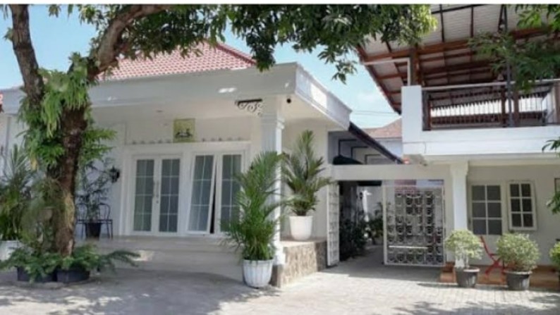 GUEST HOUSE DENGAN GAYA KLASIK LOKASI STRATEGIS, DI PUSAT KOTA YOGYAKARTA