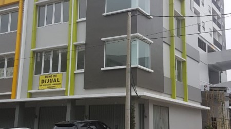 For Sale! 1 Unit Ruko Rendeng di M-Square Cibaduyut Bandung