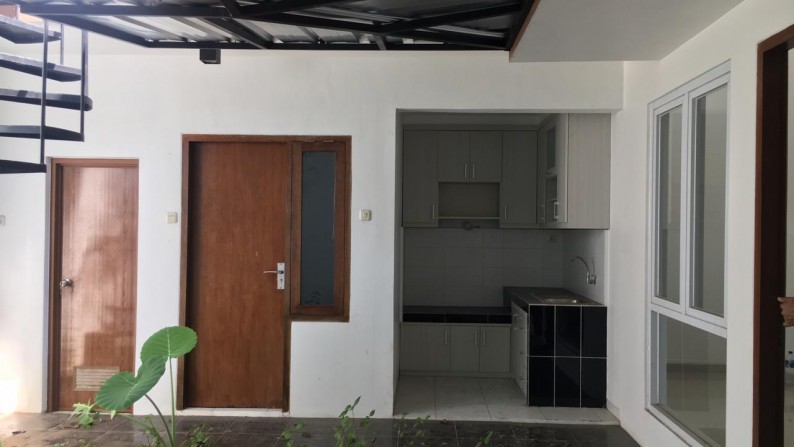 Rumah Pangkalan Jati Cinere