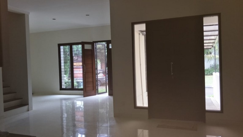 Dijual Rumah, Nyaman dan Lokasi Strategis @Discovery Terra Bintaro