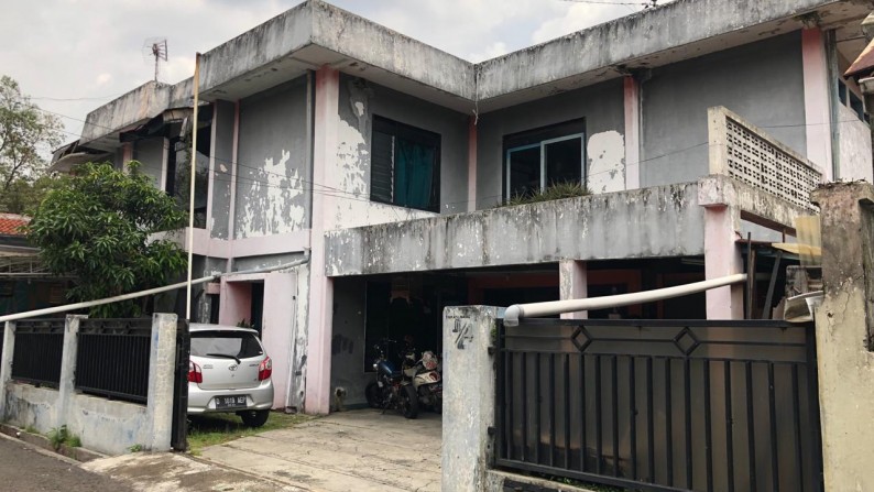 Rumah Tua di Sukasenang, Sayap Suci Bandung