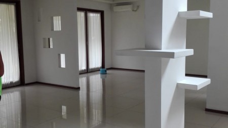 Disewakan Rumah Siap Huni, Hunian Nyaman, dan lokasi strategis @Puri Bintaro Sektor 9