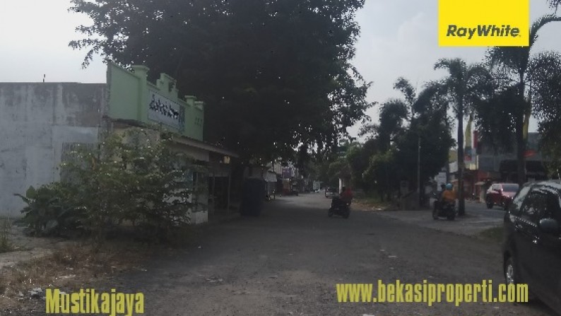 Disewakan tanah di raya mustikajaya bekasi timur, strategis dan bagus banget.