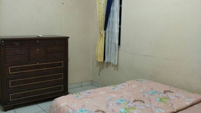 Villa 2 Lantai semi Furnish di Kota Bunga Cipanas  Jawa Barat