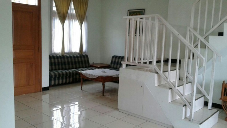 Jual Villa Kebon Raya, Jl Rarahan Cibodas