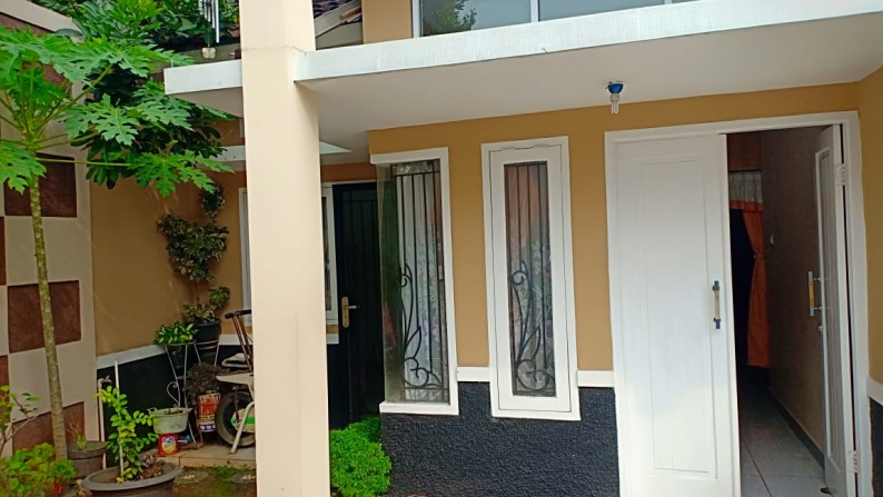 Rumah Minimalis, Siap Huni, dan Strategis @Kademangan, Serpong