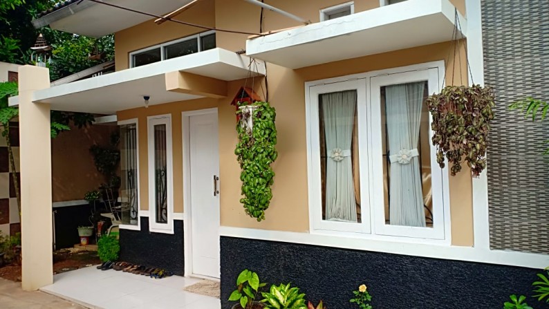 Rumah Minimalis, Siap Huni, dan Strategis @Kademangan, Serpong