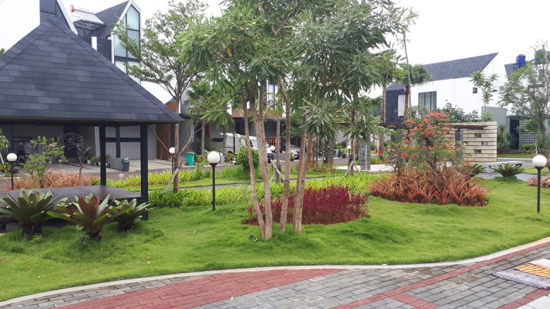 Rumah Baru, Dalam Cluster, Lingkungan Tenang Dan Nyaman Di Rempoa, Jakarta Selatan, Fully Furnished