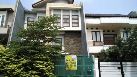 Rumah Murah Siap Huni di Villa Permata Gading, Kelapa Gading Jalan Lebar JUAL CEPAT!!!