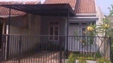 Rumah Bagus,mungil,siap huni di Graha Raya