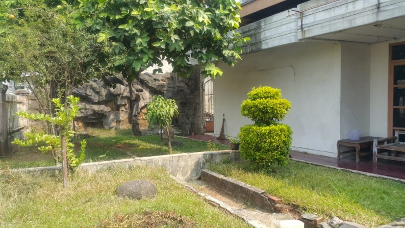 Dijual rumah dan kontrakan di JL. Gatot subroto jatake Tangerang