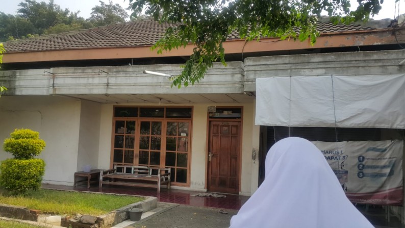 Dijual rumah dan kontrakan di JL. Gatot subroto jatake Tangerang