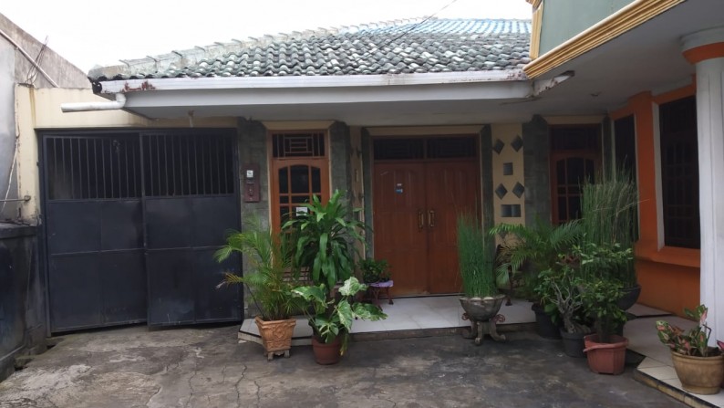 Dijual Rumah Bagus Di Jl Damai RAYA, Petukangan