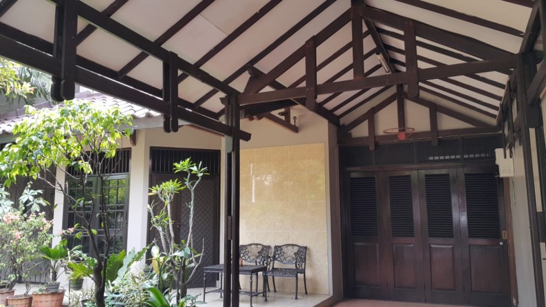 Dijual Rumah Bagus Di Jl Melati, Bintaro Permai Jakarta Selatan