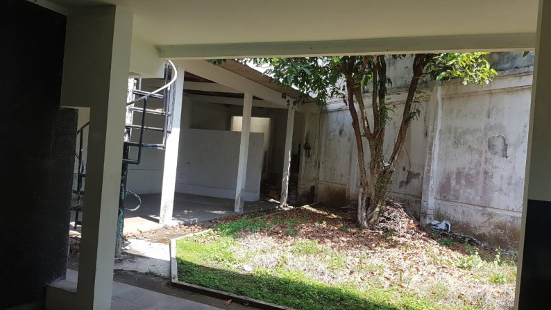 Dijual Rumah Tinggal 2 Lantai di Sayap Dago Bandung