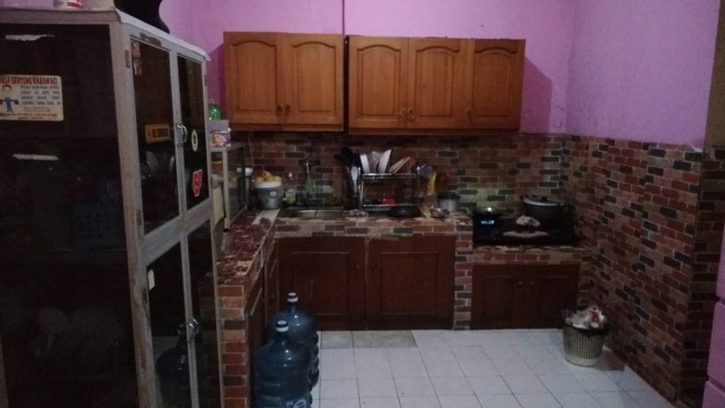 Dijual rumah di JL. Mahoni Raya Perum Karawaci Tangerang