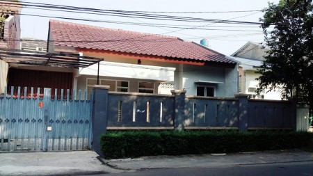 Rumah siap huni di Bintaro 2