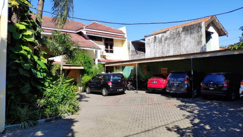 Rumah Kost di Manyar Rejo, 17 Kamar (KM dlm) + 2 Kamar Pembantu, Lokasi Dekat Kampus + Aktif, Siap Huni - TAN -