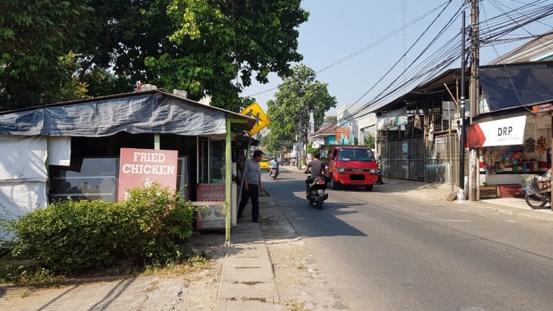 Rumah Dengan Halaman Luas, Strategis @Jl Raya Pondok Aren