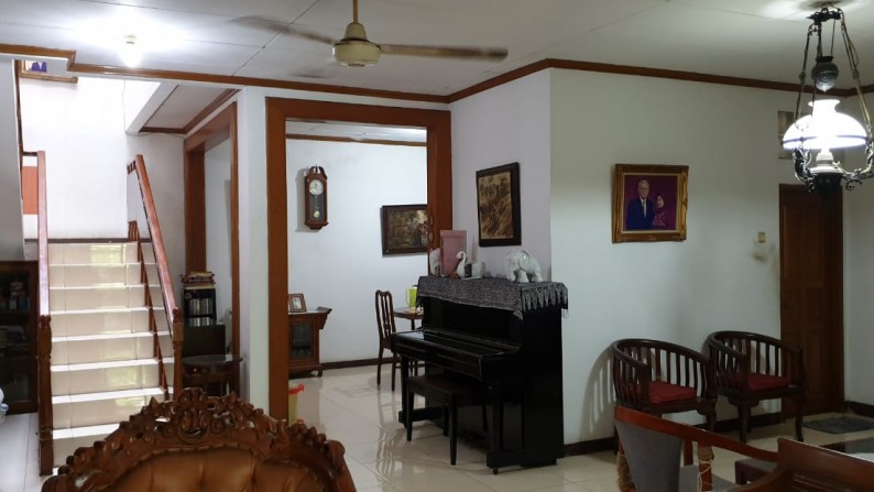 Rumah Siap Huni, Hunian Nyaman dan Asri @Pinang Perak, Pondok Indah