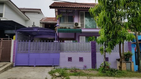 Rumah siap huni,bagus di Bintaro Jaya 2