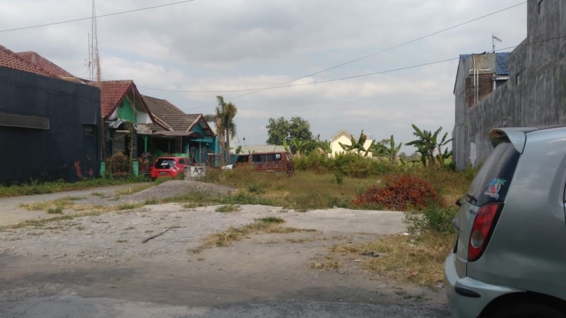 TANAH DI LOKASI STRATEGIS, DEKAT JOGJA BAY, STADION MAGUWO, DLL.