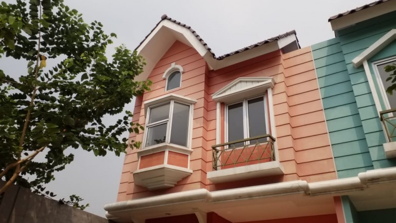 Dijual Rumah Gandeng 2 Milano Village