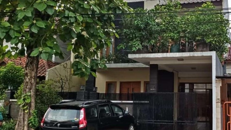 Dijual Cepat rumah bagus dan asri di Pondok Indah Jakarta Selatan