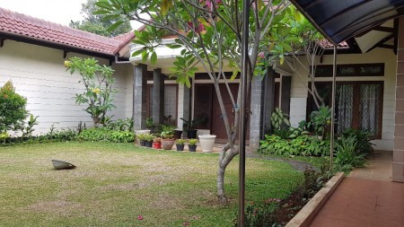 Sewa rumah asri dan nyaman di daerah Jagakarsa