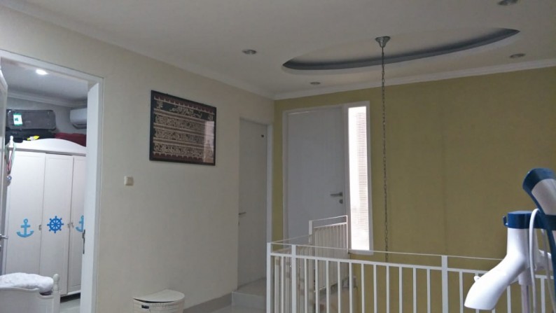 Rumah Siap Huni, Interior dan Exterior Elegan, Hunian Nyaman @Puri Mediteran, Bintaro