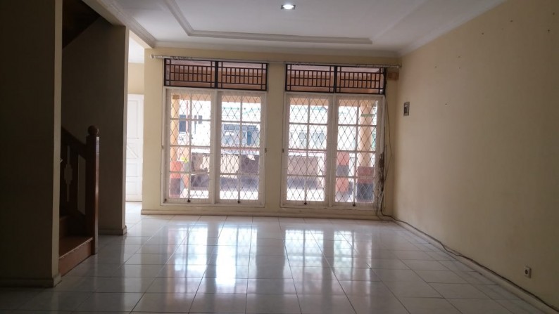 Dijual Rumah Bagus Di Maleo, Bintaro Jaya