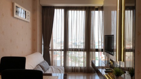 Studio apartment with high quality furnishing in Capitol Suites Jakarta Pusat