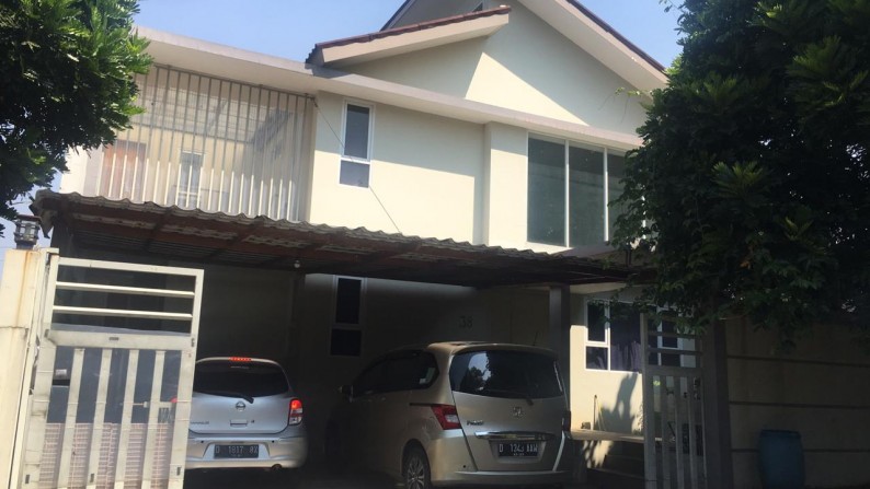 House For Sale! Rumah Nyaman 2 Lantai Di Wangunsari Setiabudi Lembang Bandung