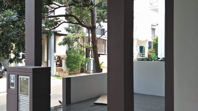 Rumah Siap Huni, Hunian Asri dan Nyaman @Emerald Terrace, Bintaro