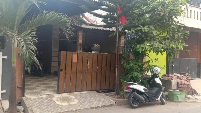 Dijual Rumah Mutiara Gading Timur