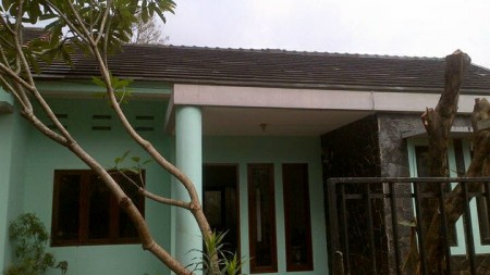 Rumah minimalis Siap Huni Di Limo - Depok