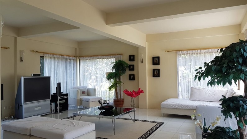 Dijual Villa Nyaman & Sejuk di Lembang Bandung