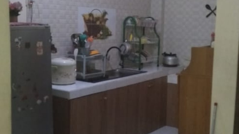 Rumah 1,5 Lantai, Full Renov ,Harga Nego di Perum, Batu Ceper Permai Tangerang