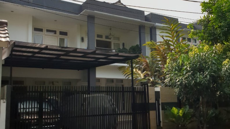 Rumah siap huni ,lokasi oke,bagus di Bintaro 6