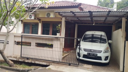 Dijual Rumah Bagus Di Kuricang, Bintaro Jaya