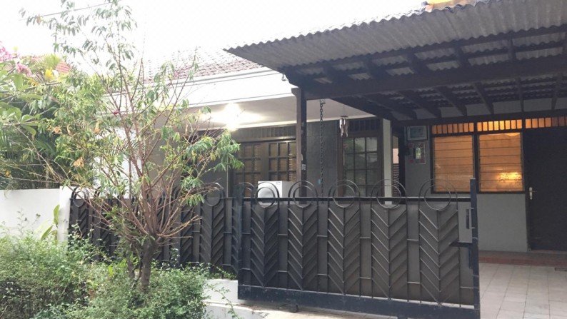 Rumah Siap huni,bagus di Bintaro Jaya 2