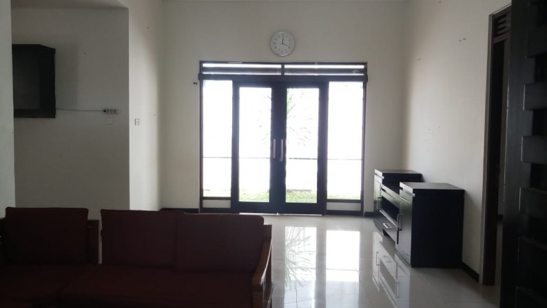 Rumah 4 Kamar di Grand Sharon, Margacinta, soekarno Hatta