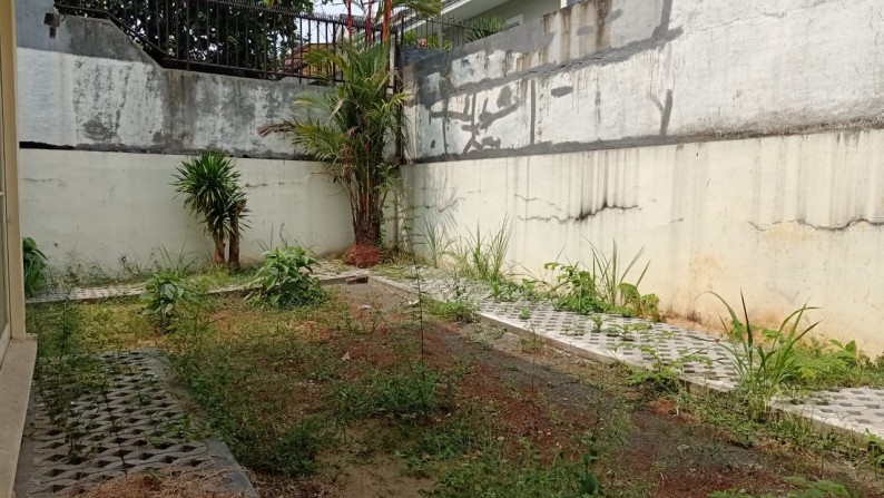 Rumah di JL. Gn. Salak , Taman Bromo - Lippo karawaci