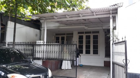 Rumah Mungil di Kawasan Strategis Pondok Indah