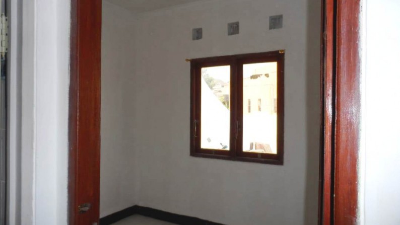 Dijual Rumah di Vida BumiPala cluster Apel, Bekasi