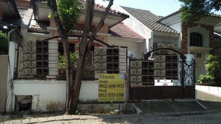 Rumah nyaman dan asri Bukit Palma